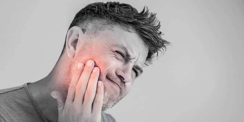 كيف أخفف من ألم الأسنان ؟
