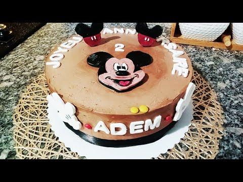طريقة تشكيل و تزيين تارت عيد ميلاد ميكي ماوس بدون قوالب بالتفصيل Tarte Mickey Mouse 