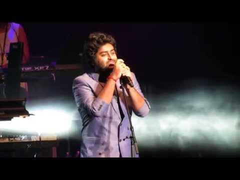 Arijit Singh Singing Tum Hi Ho Live Aashiqui 2 