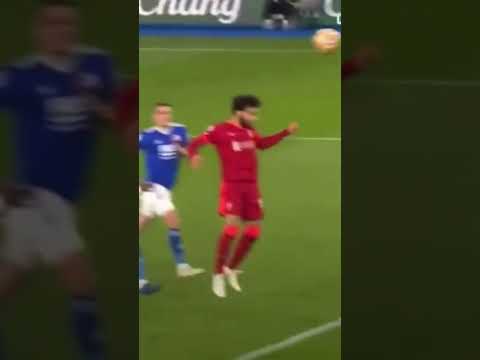 محمد صلاح يهدر ركلة جزاء محمد صلاح شورت ليفربول 