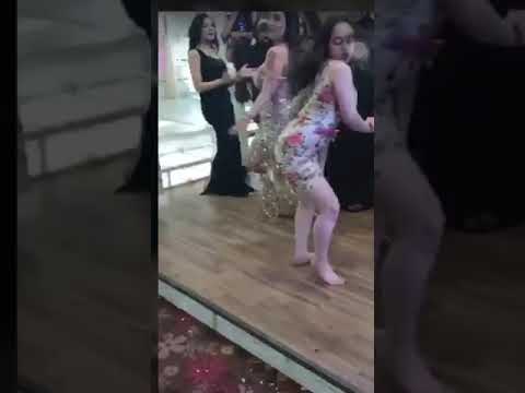 رقص بنات على مهرجان بحري خطرر 