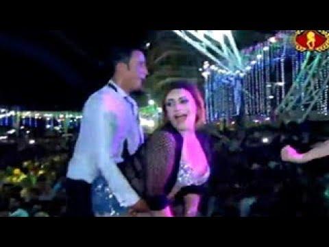 EGYPT DANCE فرح شعبي مصري عايزه راجل 