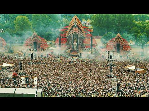 Defqon 1 Earthquake Crowd Control Left To Right 