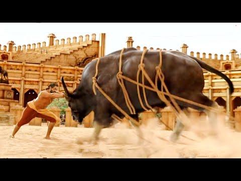 ملخص فيلم باهوبالي كامل بطل هندي يتغلب على جيوش كامله ب صباع فقط لا غير Baahubali 