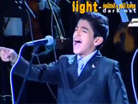 صوت الطفل سيف الله مجدي الذي ابكي السيسي والرئيس منصور وأثر في المواطنين المصرين 
