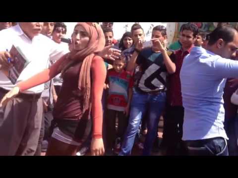 رقص بلدي في الشارع وأجمل بنت YouTube 