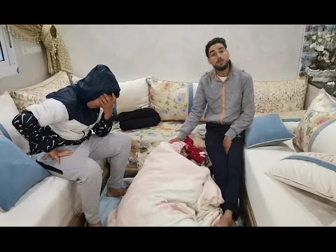 راضية يا أختي خط أحمر. تأكل الغيلة وتلعن الملا. يسجنونه. هذا هو عالم فيتا. دعواتكم يا إخوتي مع المولود في شفاع. 