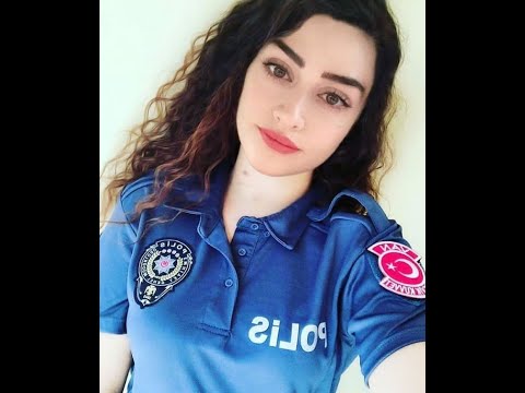 من هي حليمة بطلة مسلسل قيامة أرطغرل ESRA BILGICH؟ 