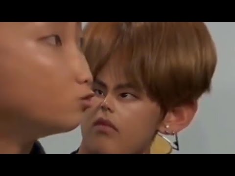 مقاطع مضحكة لفرقة bts. تحدي عدم الضحك صعب 