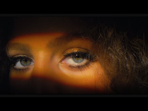 Elyanna Ana Lahale Ft Massari Official Video 