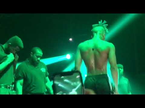 بث مباشر لـ XXXTentacion Hope في Club Cinema في بومبانو في 18 3 2018 