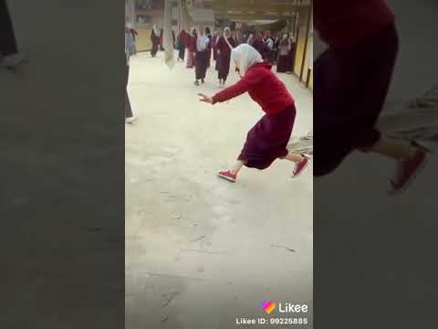 رقص بنات في المدارس 