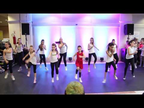 DJ Dale بواسطة ChikaZ Kids Dancing Steps 22 03 Tower HD 